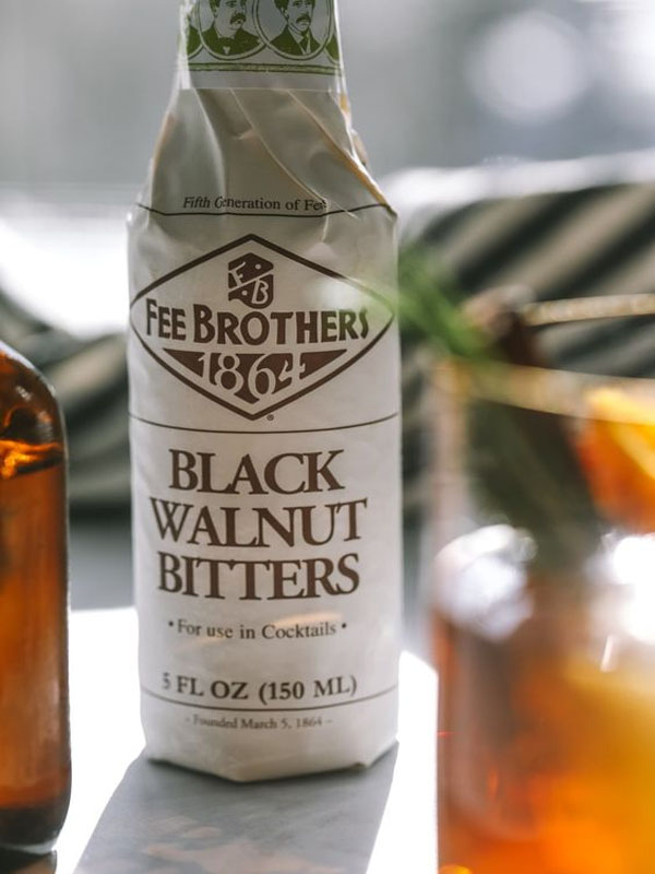 rượu đắng liqueur fee brothers black walnut bitter