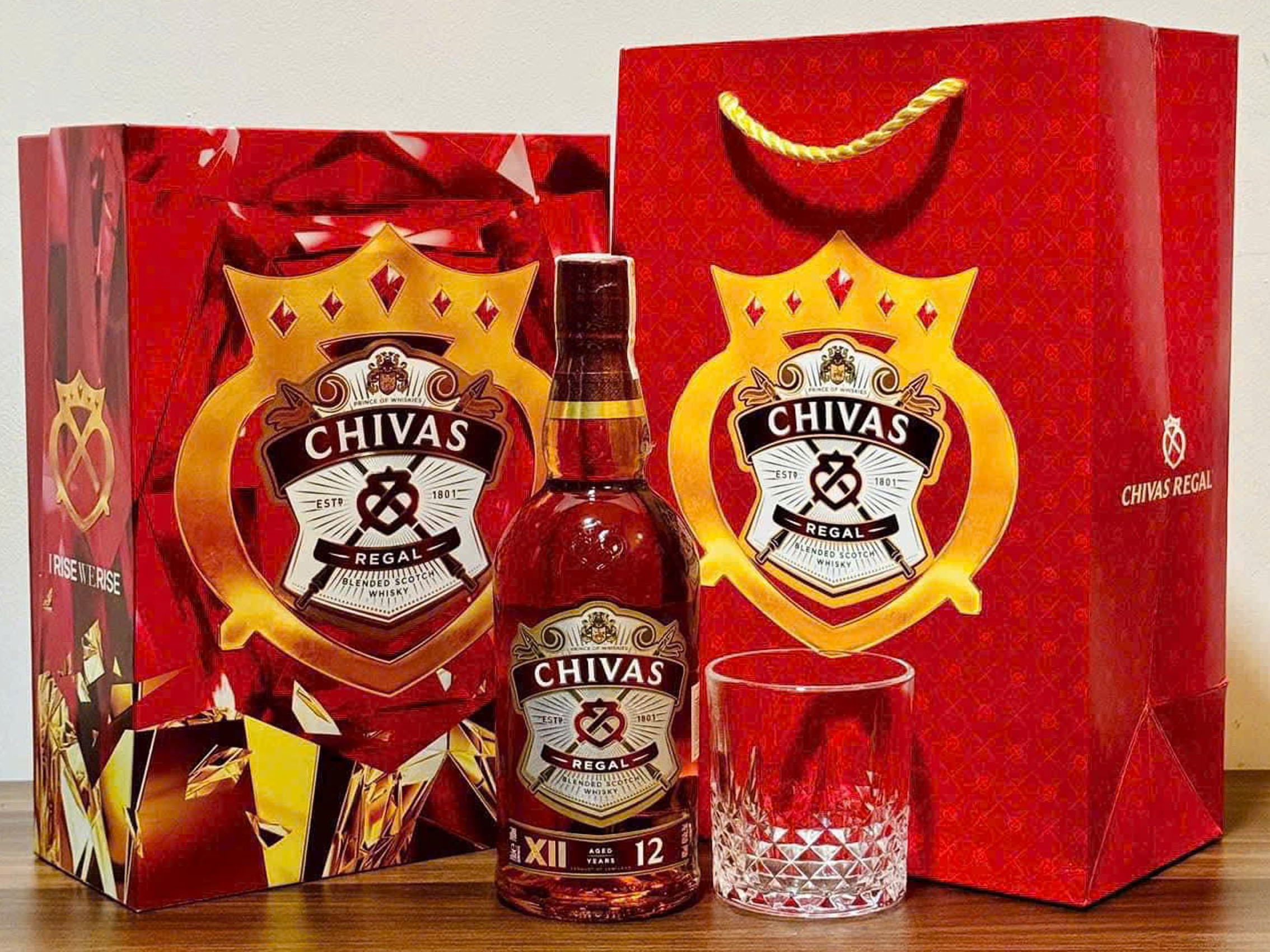 rượu chivas 12 năm