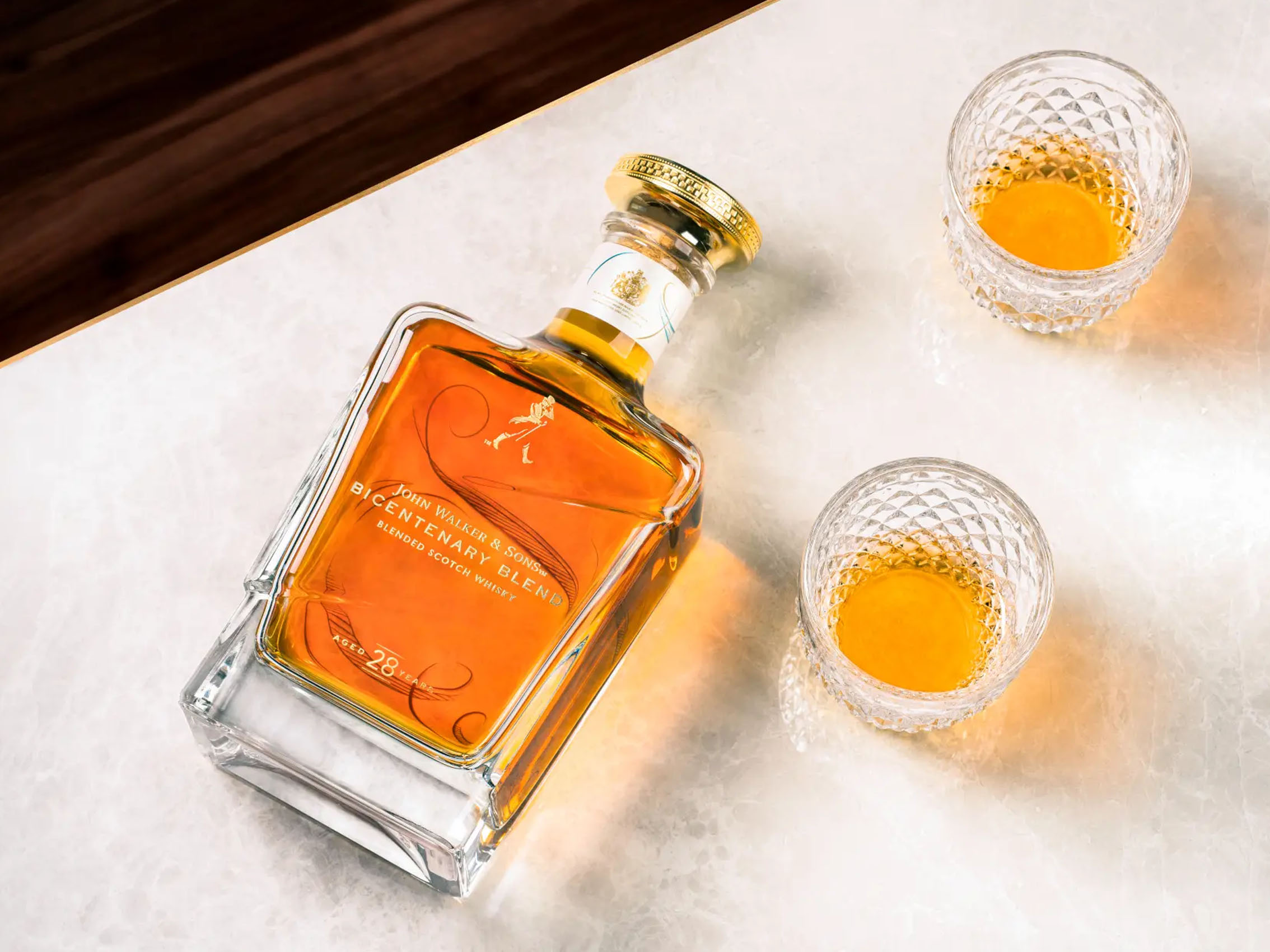 rượu john walker & sons bicentenary blend 28 y.o