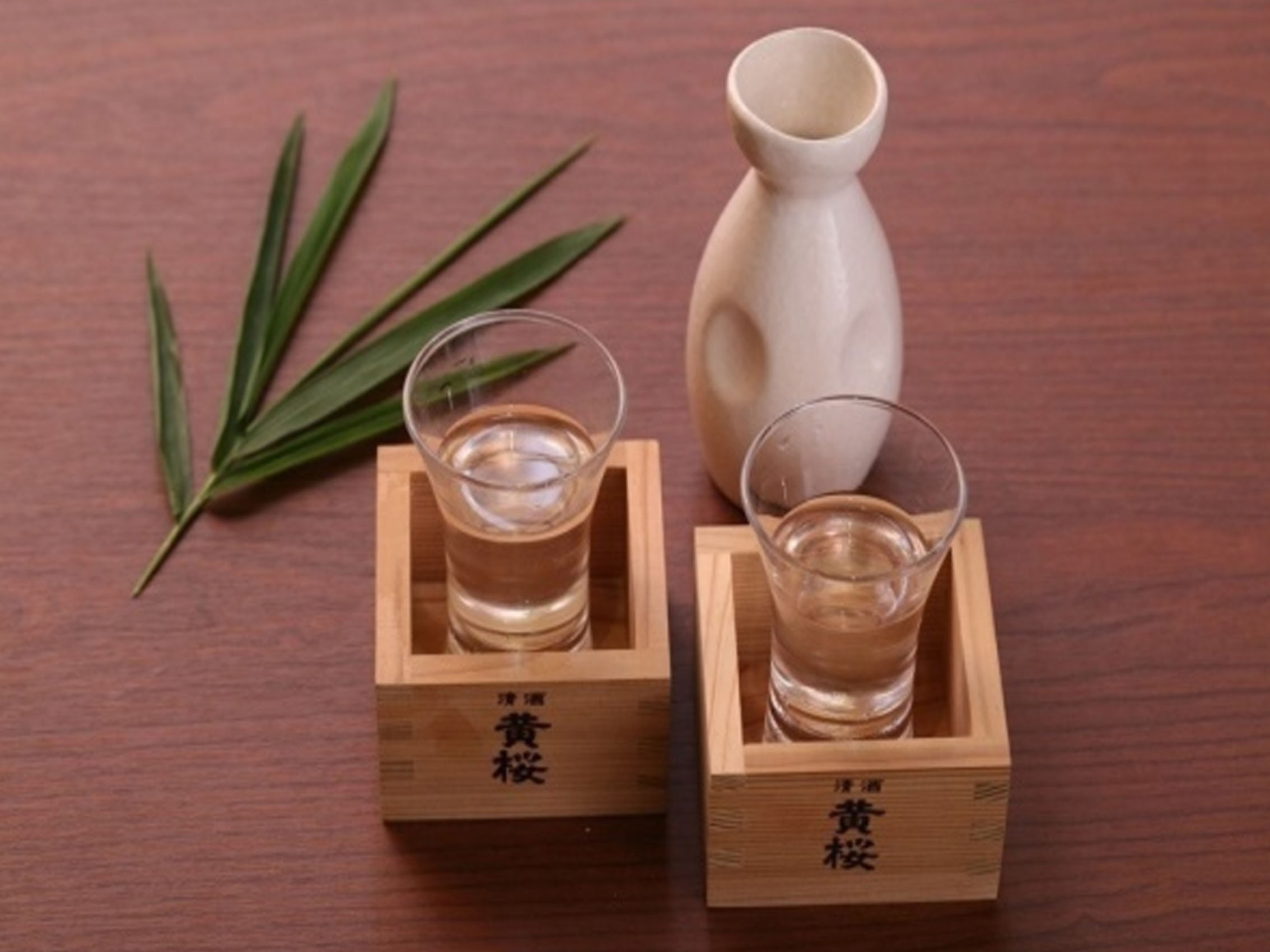 rượu sake tosatsuru honkaku karakuchi namachozo 15%