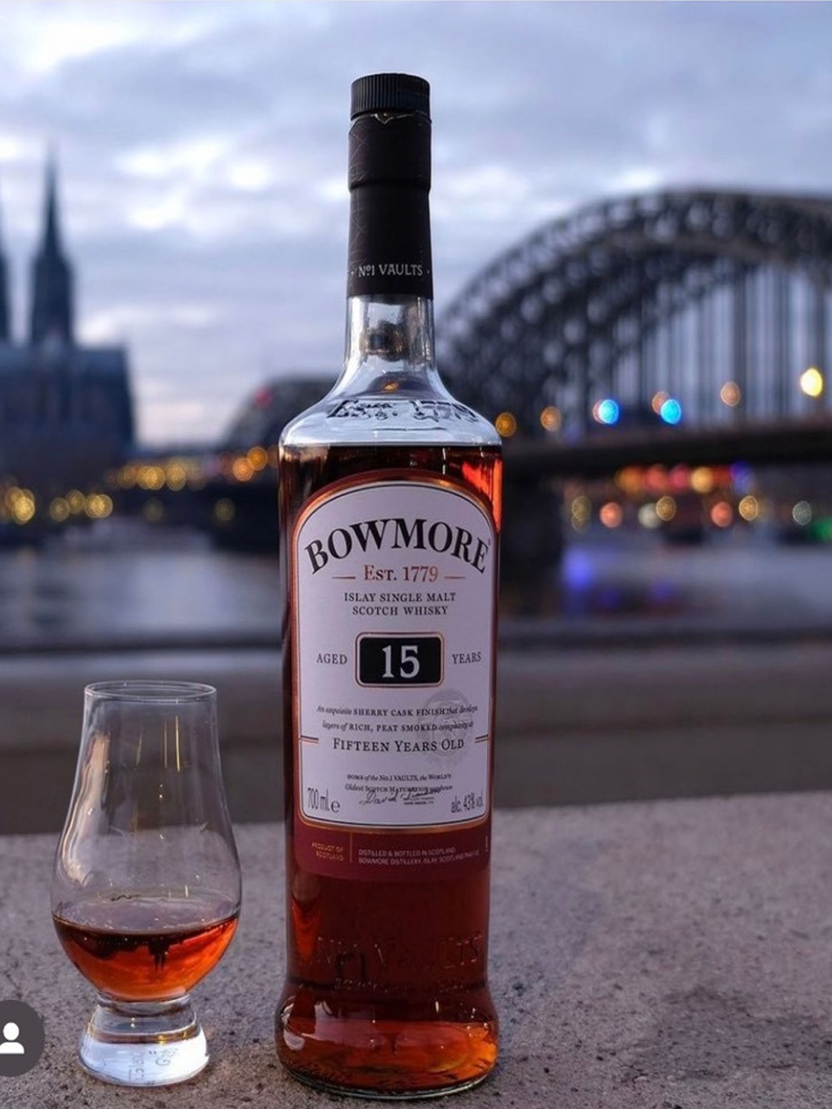 rượu whisky bowmore 15 năm