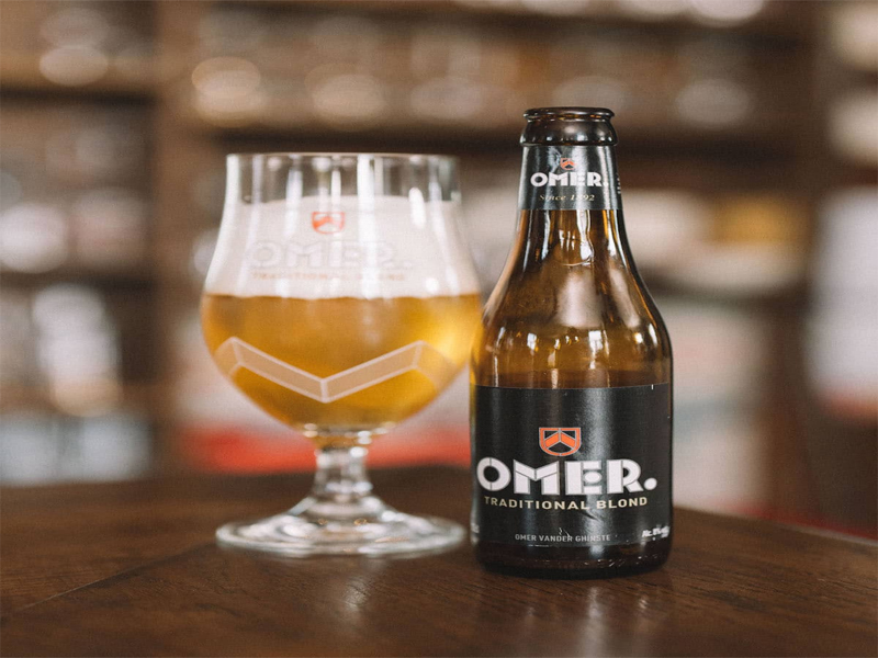 Bia omer traditional blond 8% chai 330ml Bia omer traditional blond 8% chai 330ml