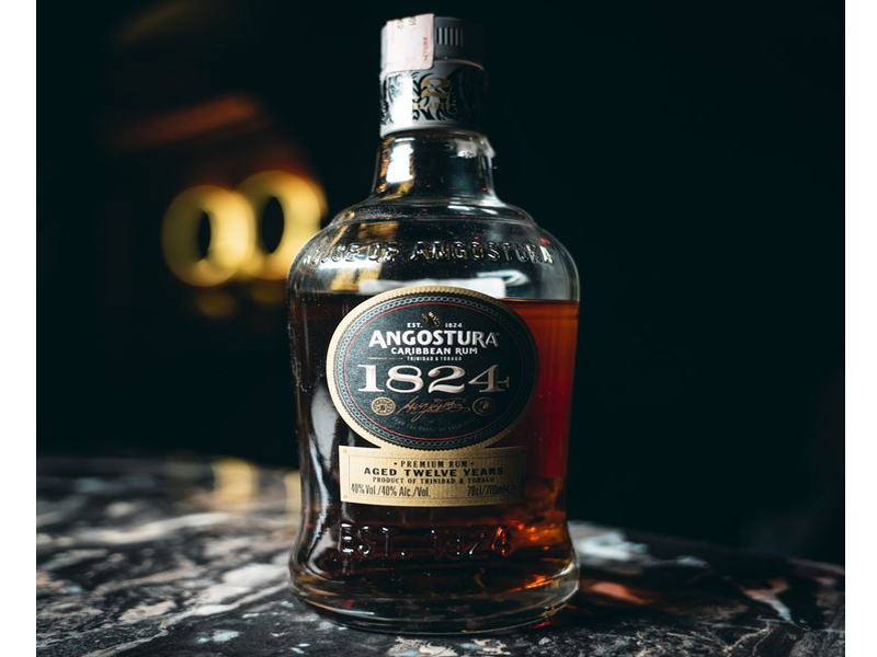 rượu angostura 1824 40% 700ml