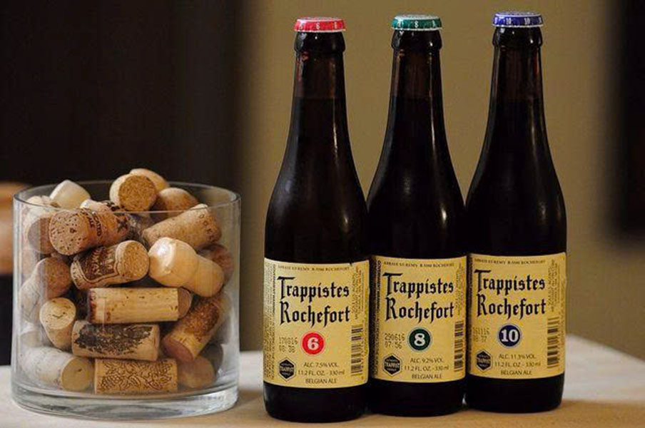 Rochefort 10: Sự cân bằng hoàn hảo giữa vị ngọt và đắng Top 5 bia trappist ngon nhất định phải thử 2025