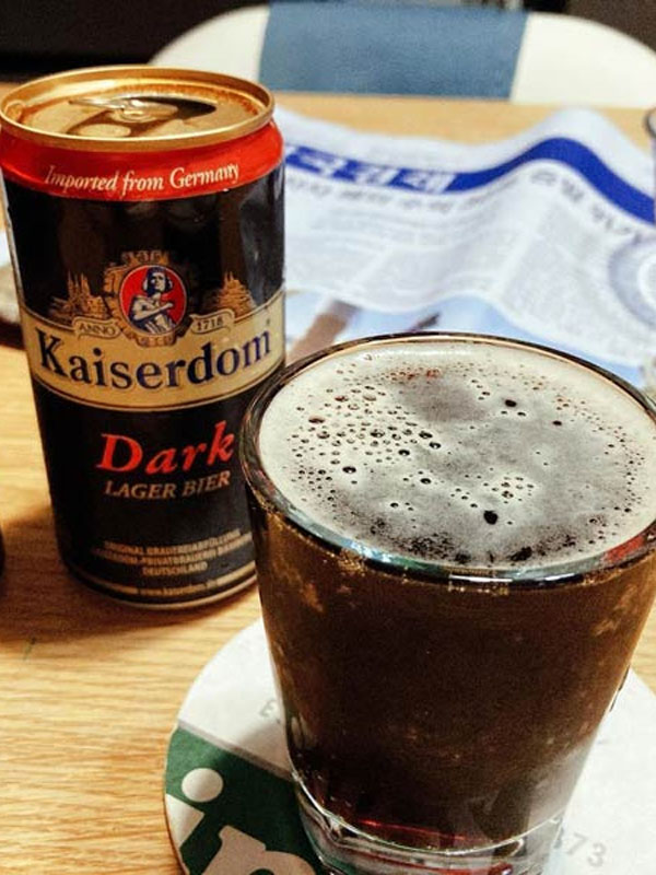 hộp quà 24 lon bia kaiserdom dark