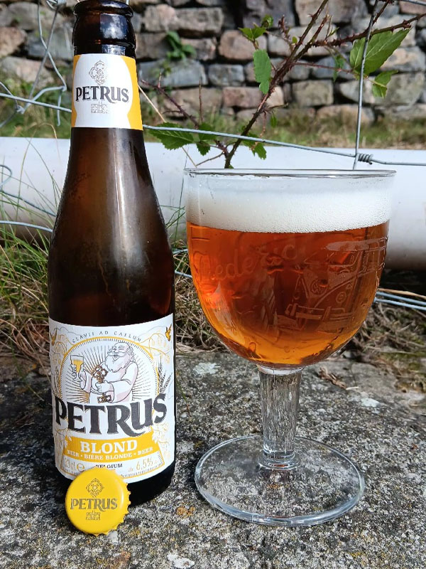 hộp quà 6 chai bia petrus blond 6.6% hộp quà 6 chai bia petrus blond 6.6%