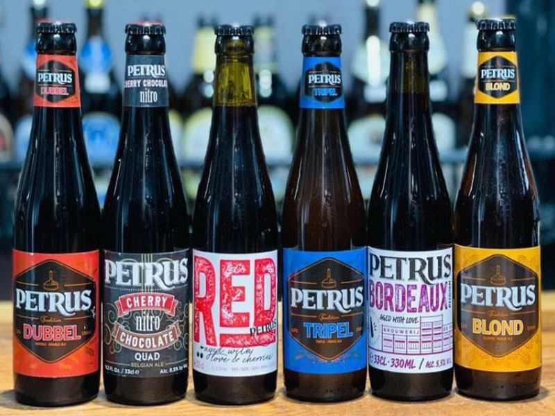 thưởng thức bia bỉ petrus blonde 750ml mát lạnh hè này